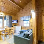 Lomayllaes F79 -palovaarankaarre 18b By Interhome *