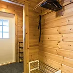 Lomayllaes F79 -palovaarankaarre 18b By Interhome * Ylläsjärvi
