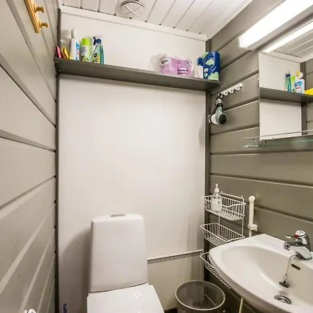 Lomayllaes F79 -palovaarankaarre 18b By Interhome * Ylläsjärvi