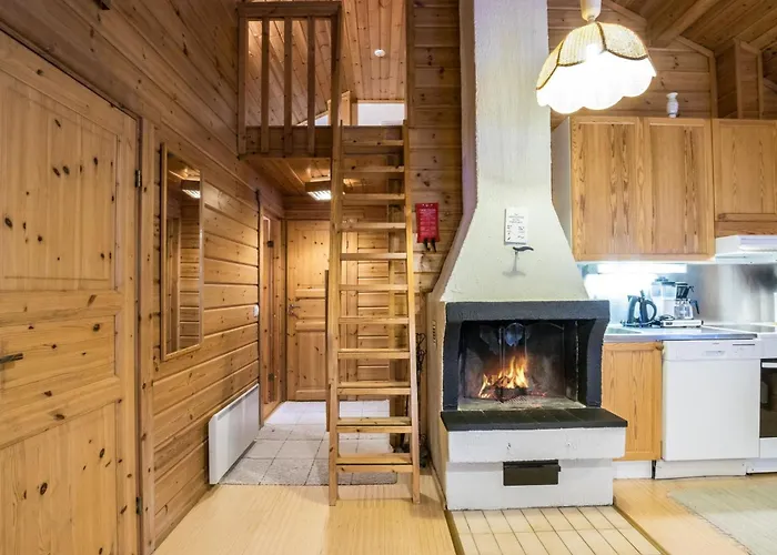 Lomayllaes F79 -palovaarankaarre 18b By Interhome Ylläsjärvi