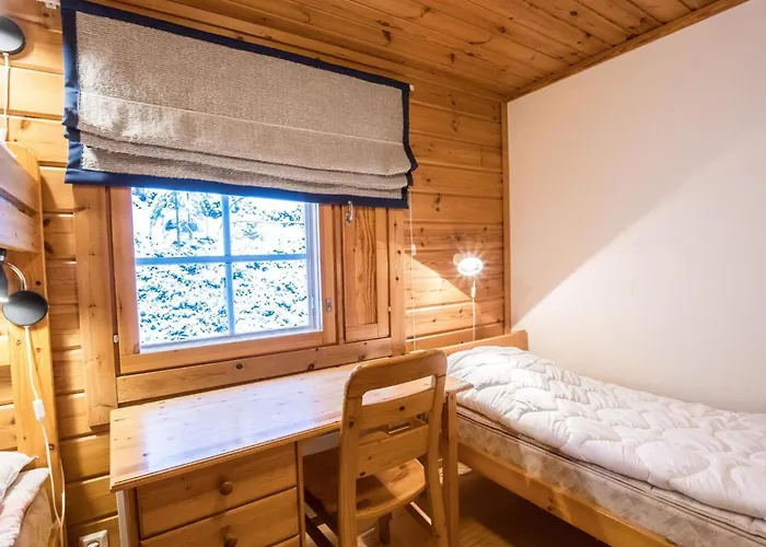 Lomayllaes F79 -palovaarankaarre 18b By Interhome Ylläsjärvi