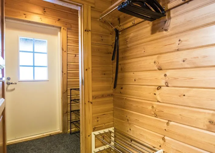 Lomayllaes F79 -palovaarankaarre 18b By Interhome * Ylläsjärvi